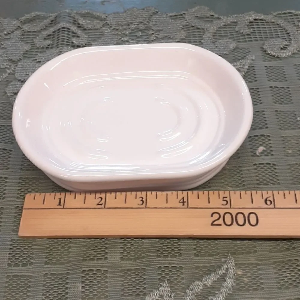 4 pc set of bath & bedroom white Martha Stewart ivy design items.